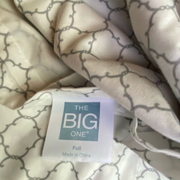 The Big One Bed Flat Top Sheet - Picture 2 of 6